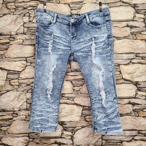 Thrill Womens Capri Jeans Size XL Solid Blue Denim Whiskers Pockets Stretch